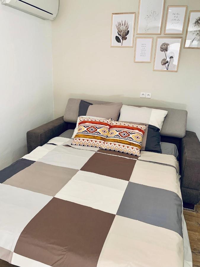 Ferienwohnung A L'Ombre De L'Olivier LʼIsle-sur-la-Sorgue Exterior foto